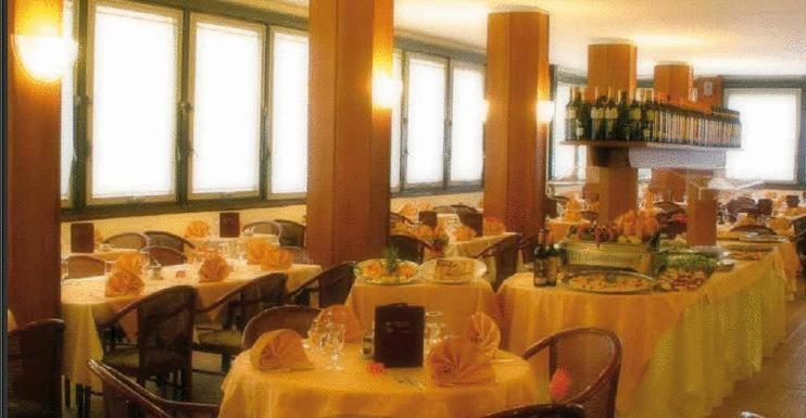 Hotel Leonardo Da Vinci Wellness Spa Bibione Kültér fotó