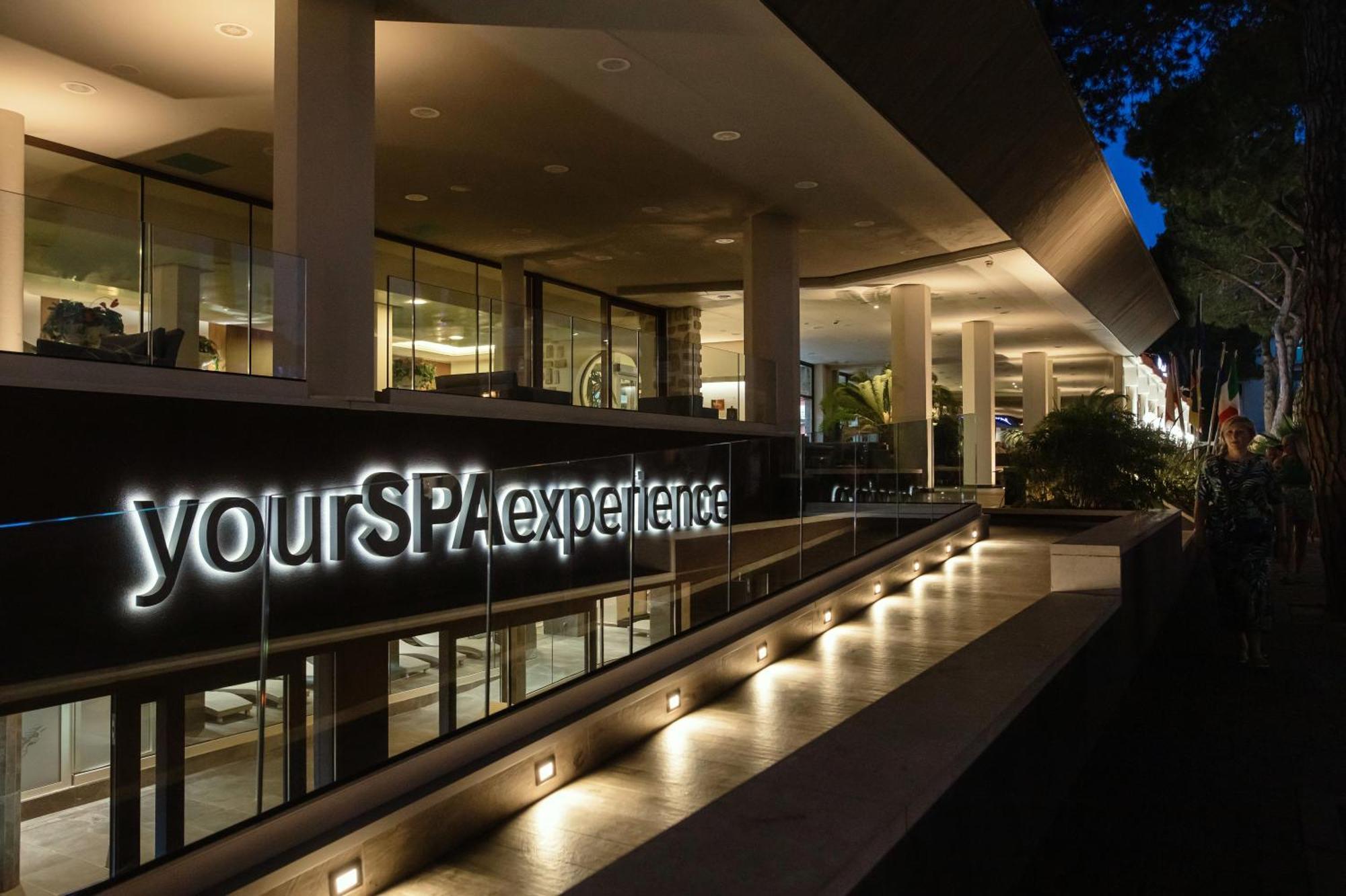 Hotel Leonardo Da Vinci Wellness Spa Bibione Kültér fotó