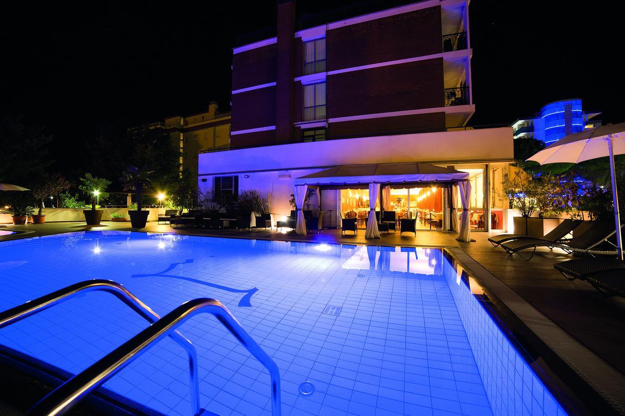 Hotel Leonardo Da Vinci Wellness Spa Bibione Kültér fotó